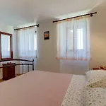 House Medea Nyaraló *